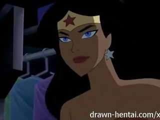 Justice league hentai - două pui pentru batman membru