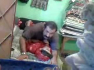 Ripened oversexed пакистански двойка наслаждавайки кратко мюсюлманин мръсен видео сесия