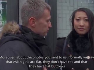 Curvy bythë dhe i madh cica aziatike nxënëse sharon i mbrojtur nga era hapur na zbuloj vietnameze sodomy